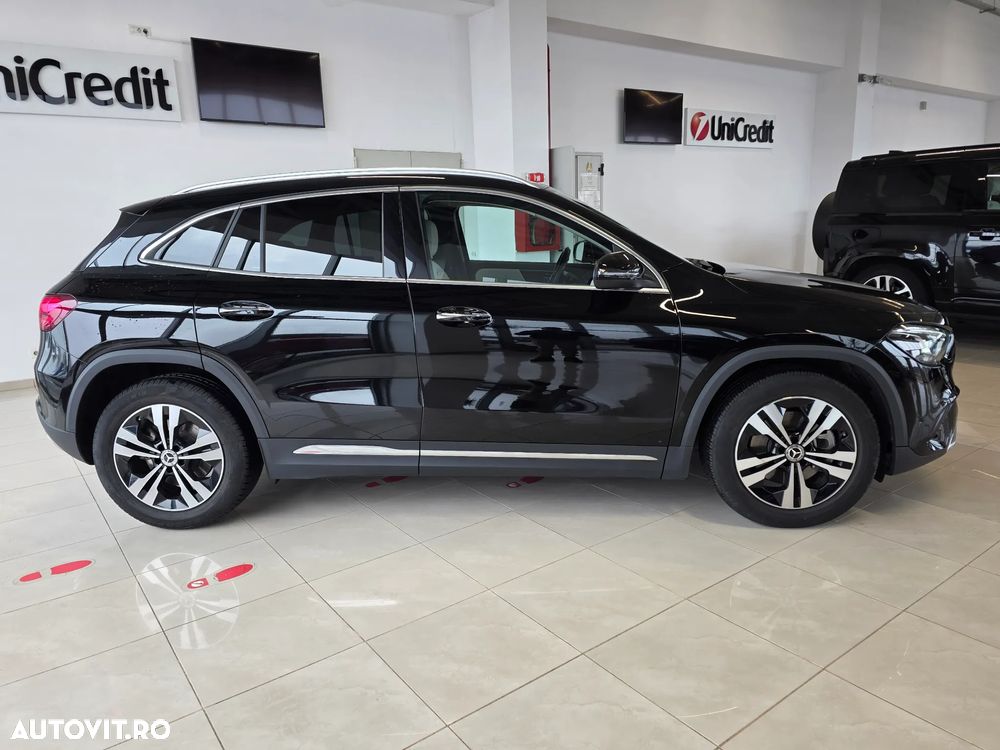 Mercedes-Benz GLA - 4