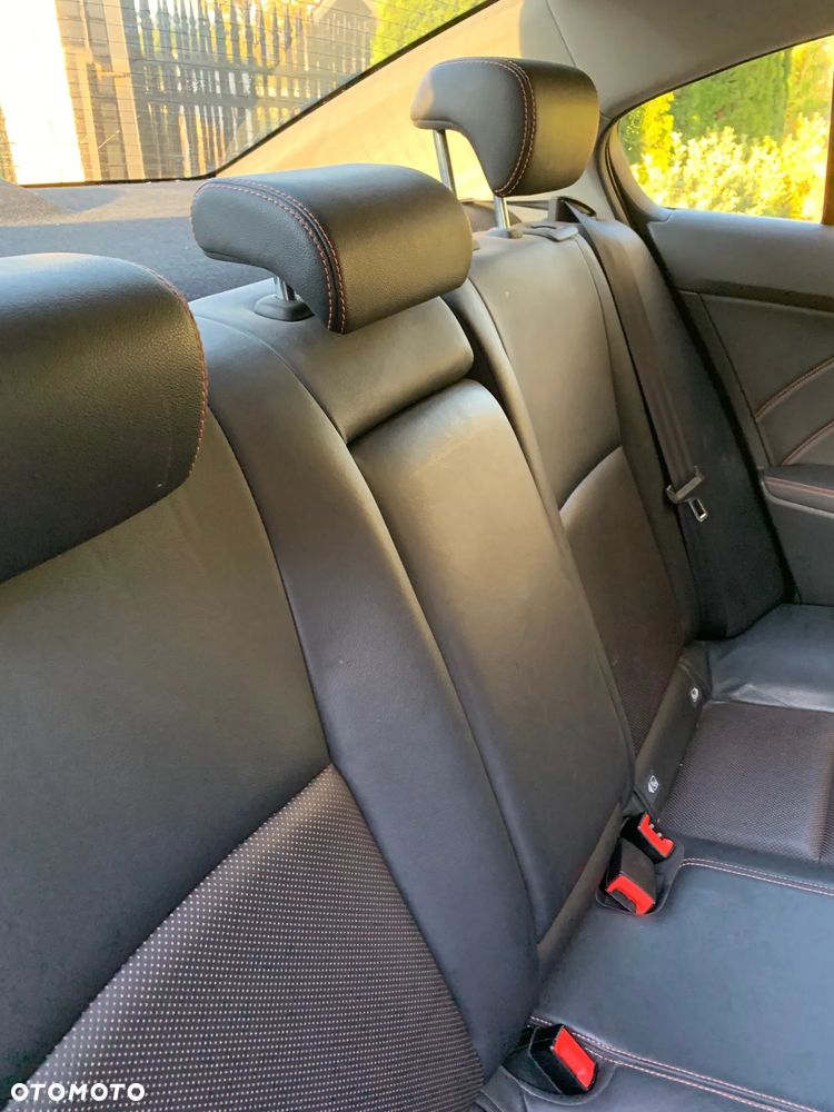 Toyota Avensis 1.8 Premium - 5