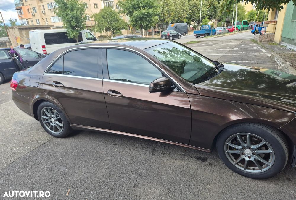 Mercedes-Benz E 200 CDI - 2