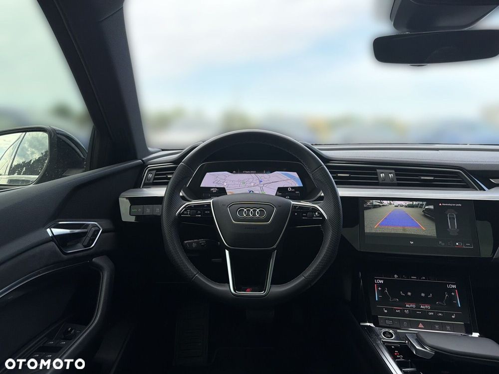 Audi e-tron - 19