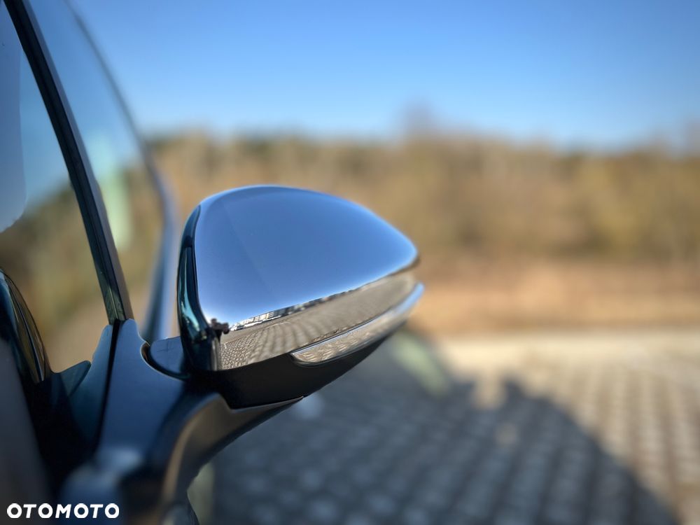 Peugeot 208 1.6 BlueHDi Allure S&S - 21