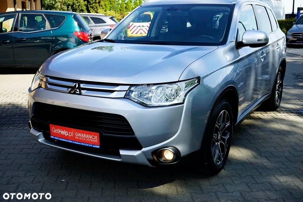 Mitsubishi Outlander 2.2 DI-D 4WD Plus - 1