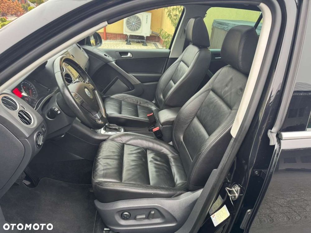 Volkswagen Tiguan - 33
