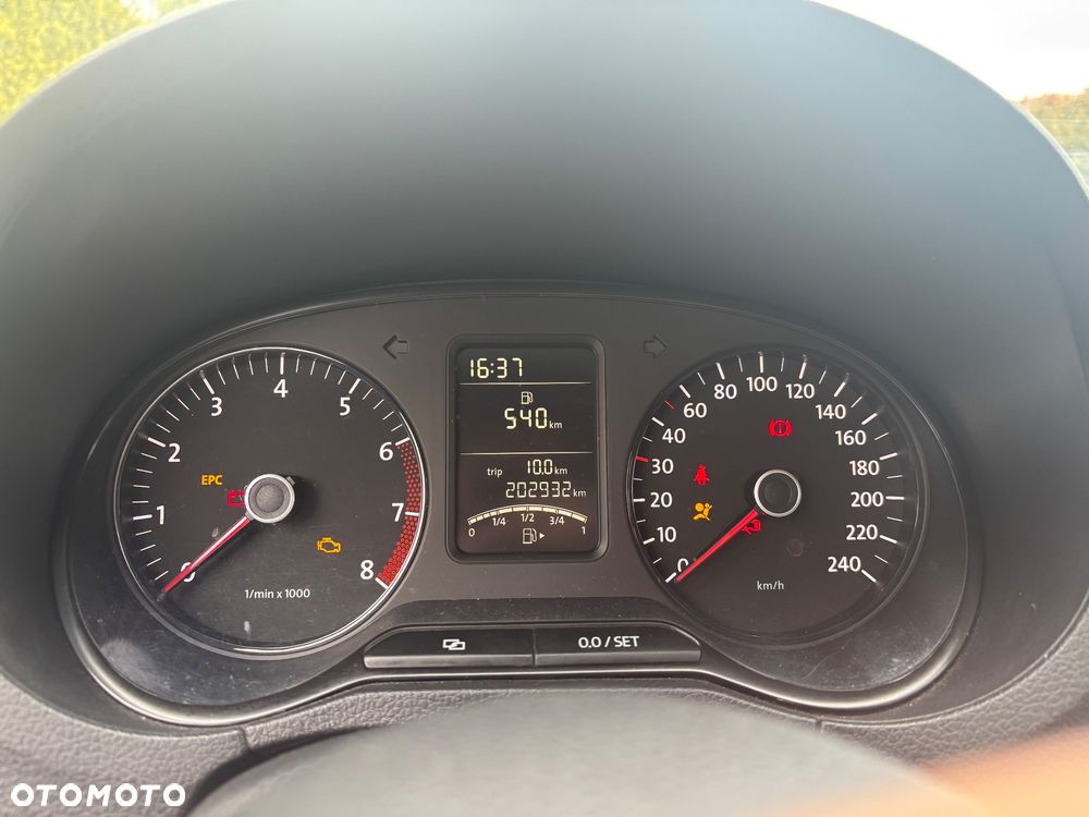 Volkswagen Polo 1.2 12V Comfortline - 10