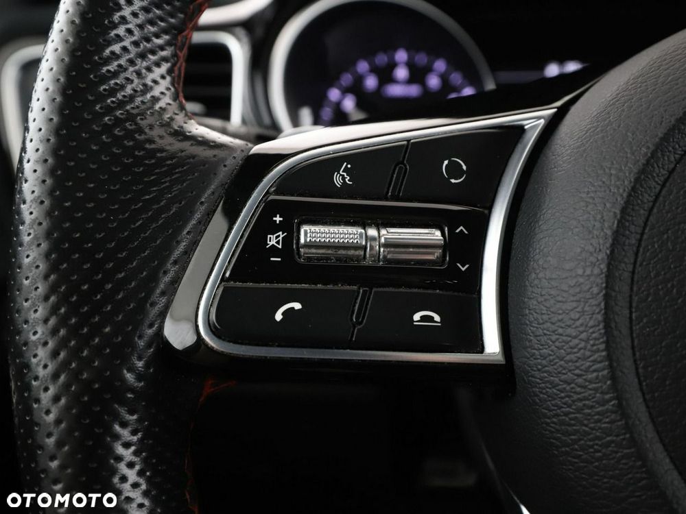 Kia ProCeed 1.6 T-GDI GT DCT - 33