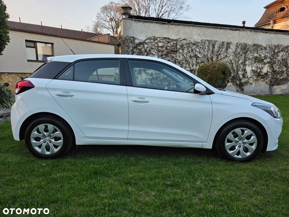 Hyundai i20 1.1 CRDi Classic + - 4