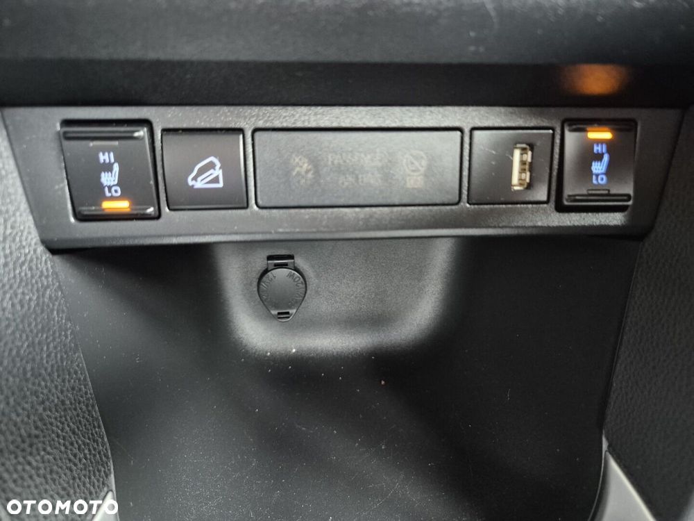 Toyota Yaris Cross Hybrid 1.5 Comfort 4x4 - 23
