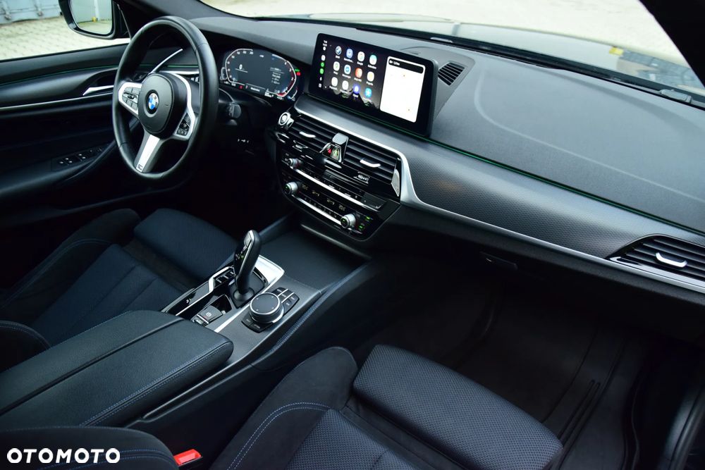 BMW Seria 5 520d xDrive M Sport sport - 23