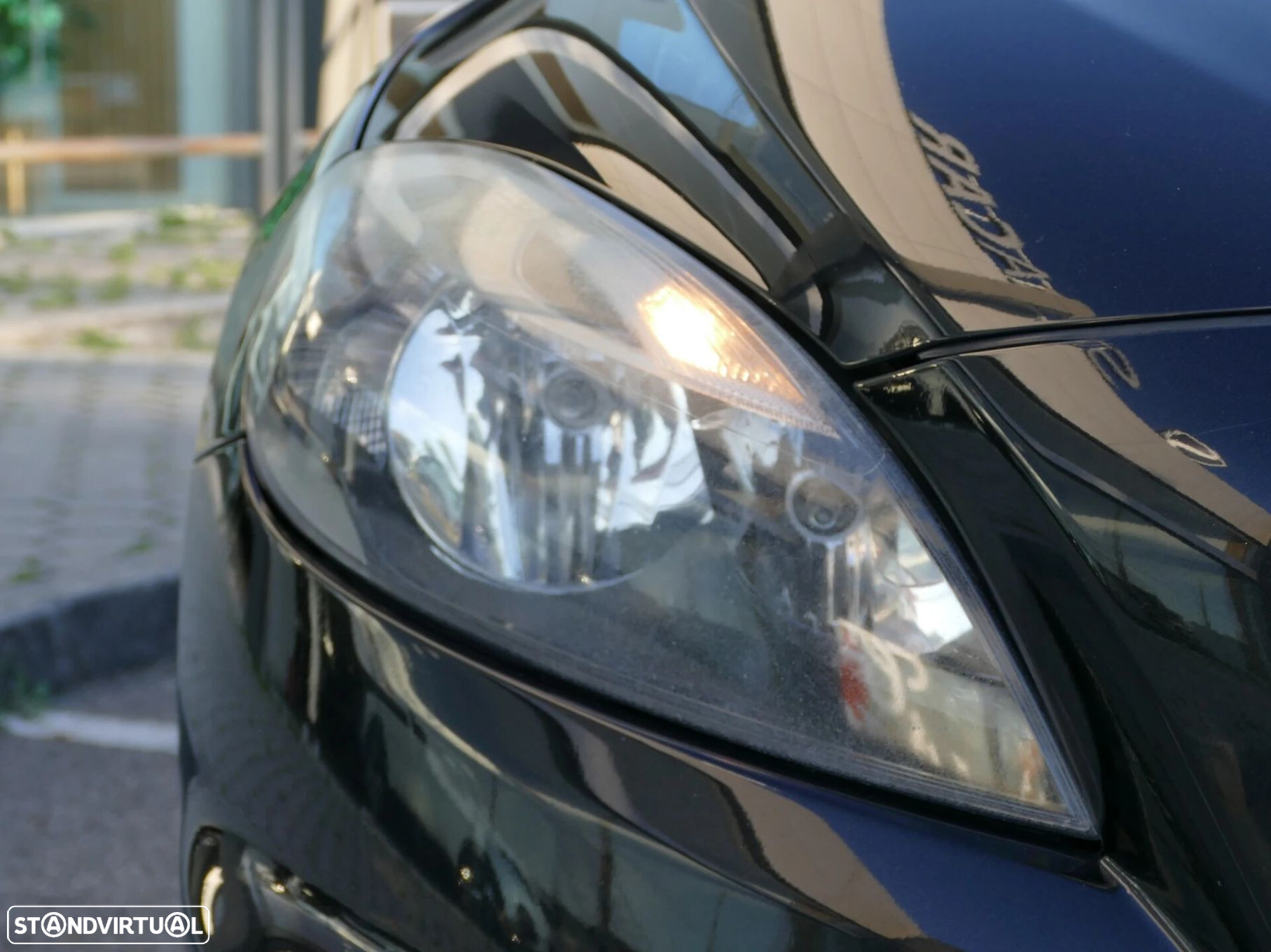 Volvo V40 2.0 D2 R-Design Momentum - 10