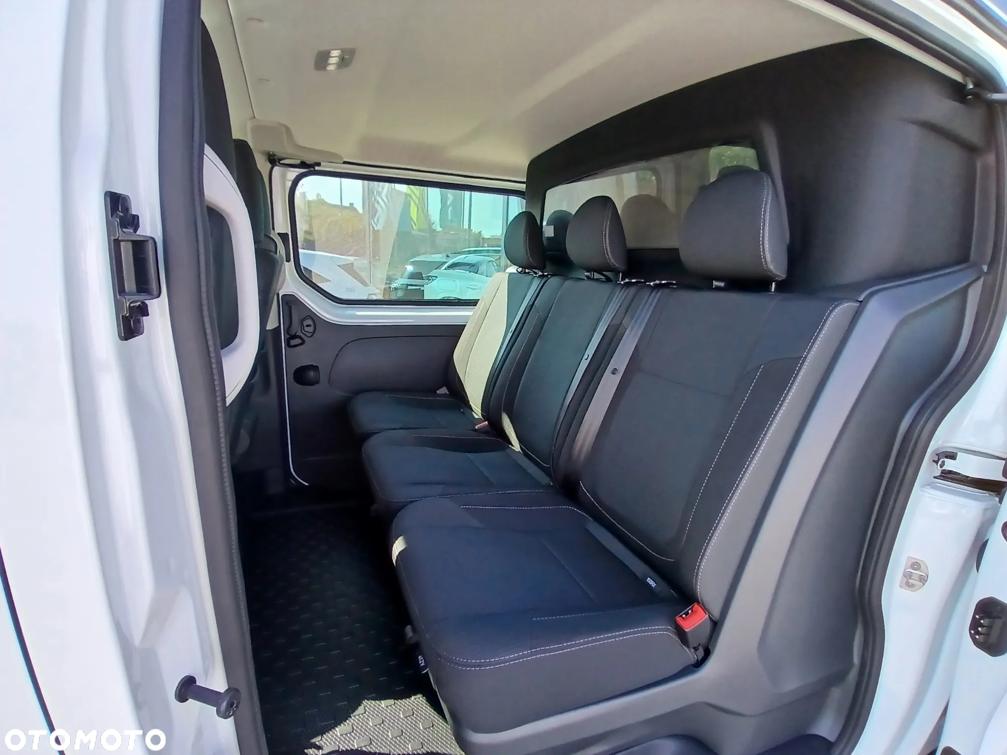 Renault Trafic - 9
