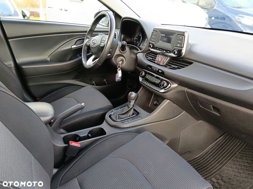 Hyundai i30 1.0 T-GDI Classic + DCT - 9