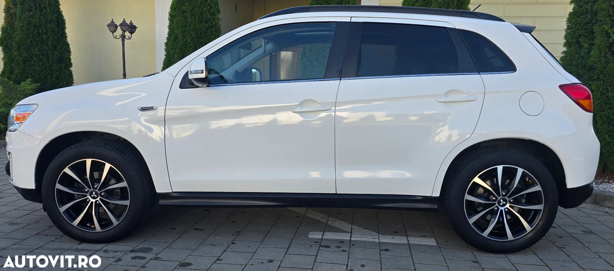 Mitsubishi ASX - 4