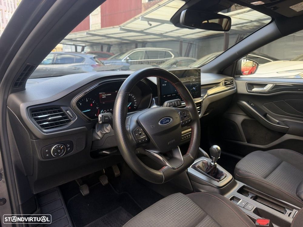 Ford Focus 1.5 TDCi EcoBlue ST-Line - 17