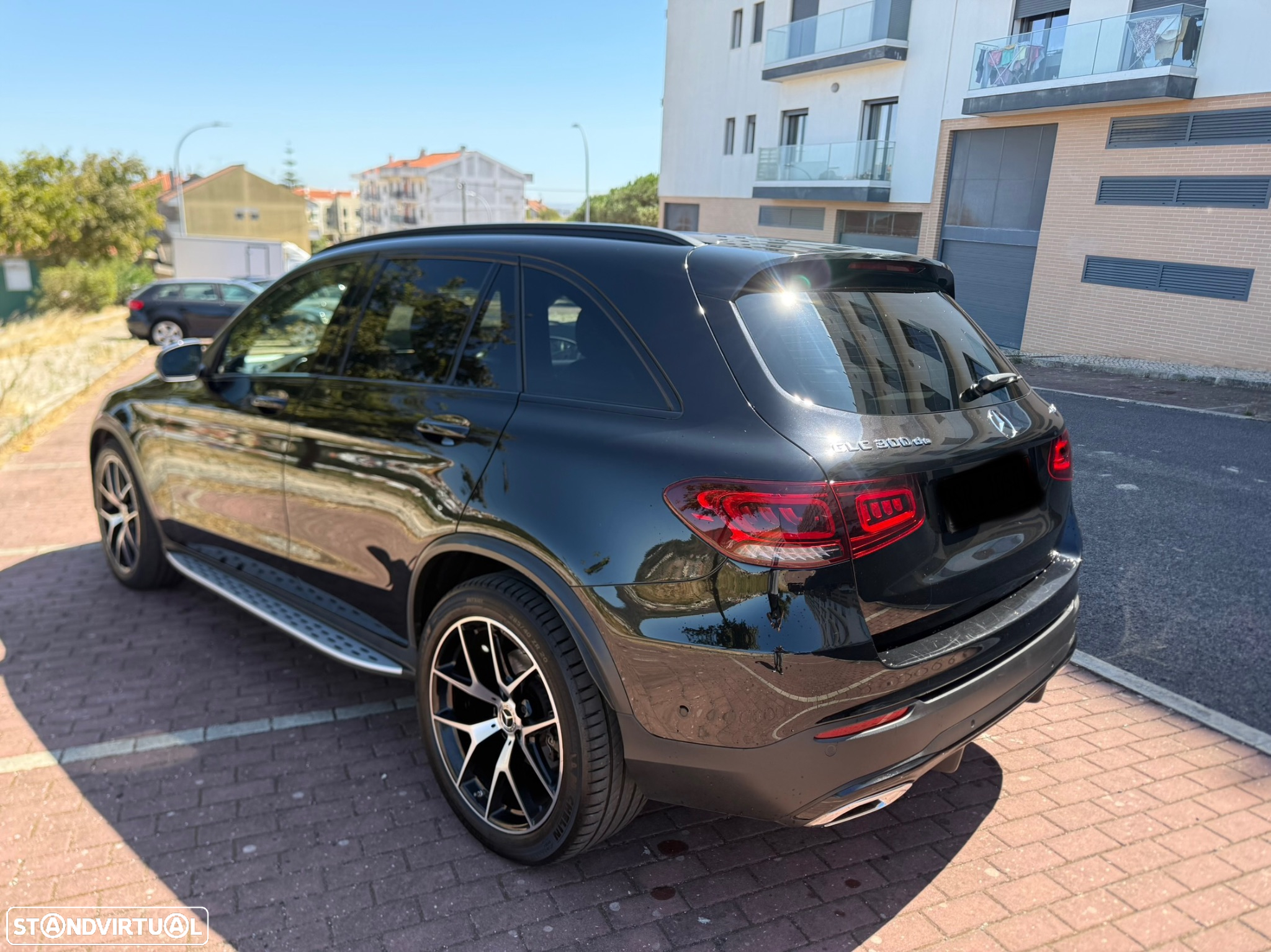 Mercedes-Benz GLC 300 de 4Matic 9G-TRONIC AMG Line Plus - 8