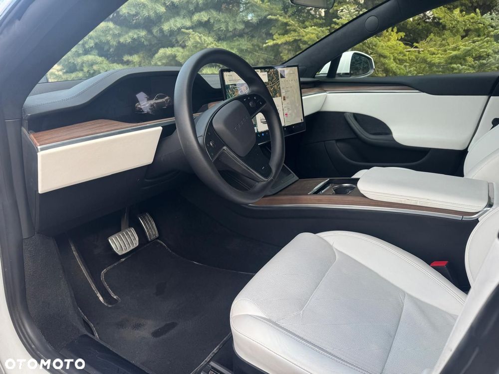 Tesla Model S AWD - 5