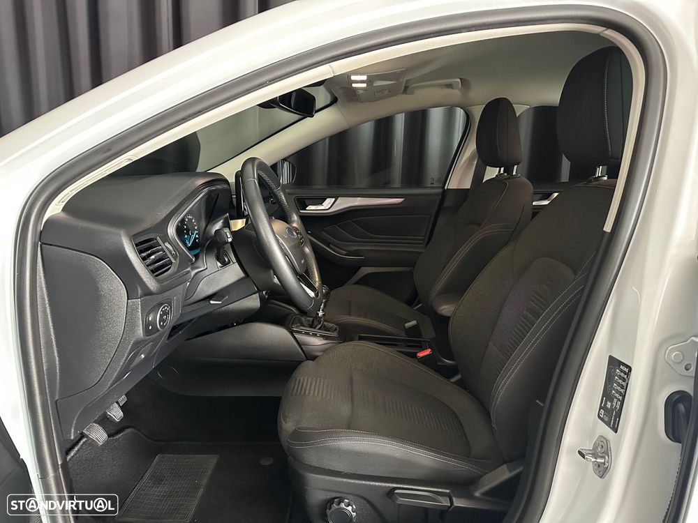 Ford Focus 1.5 TDCi EcoBlue Active X - 12