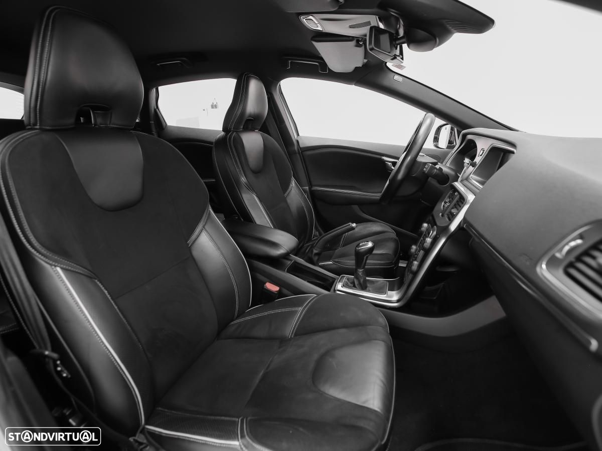 Volvo V40 - 10