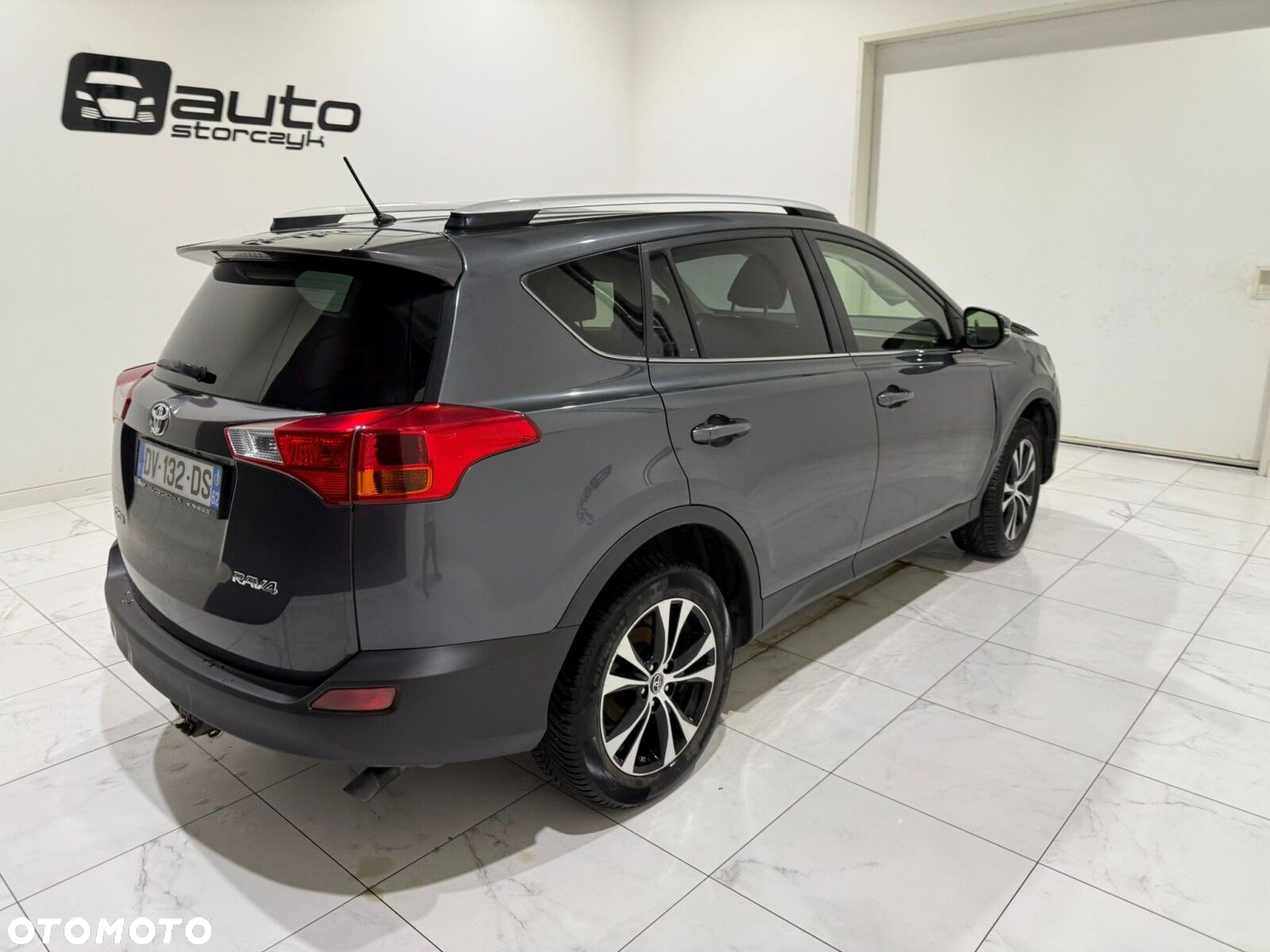 Toyota RAV4 - 15