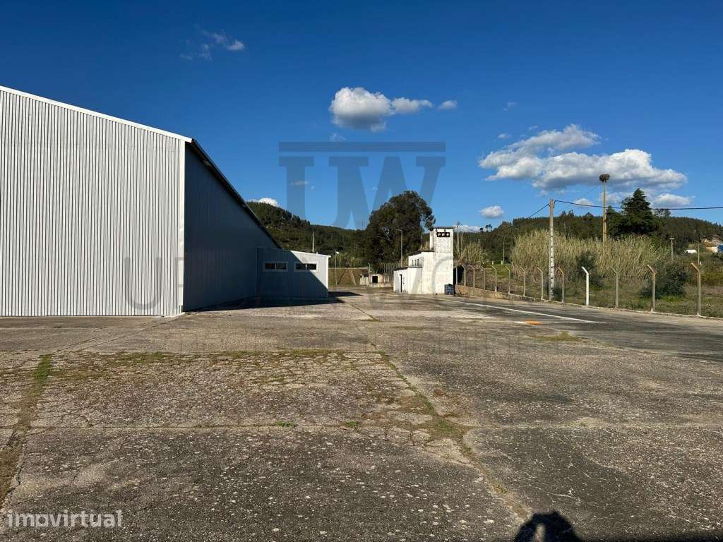 Armazém Industrial - como novo , Abrantes, Santarém 1.867 m² mais L... - Grande imagem: 4/48