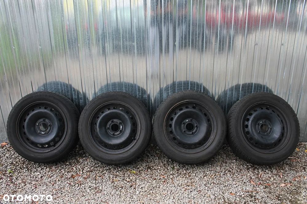 Ford C-MAX 1.6 Ti-VCT SYNC Edition - 40