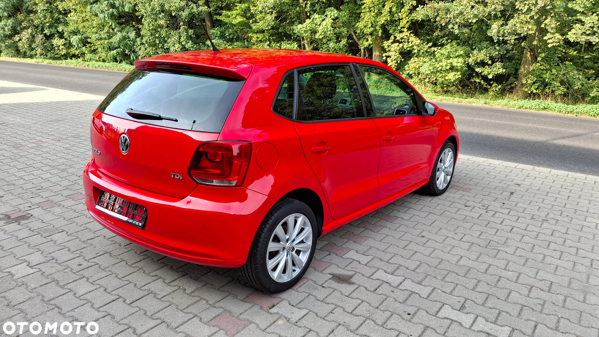 Volkswagen Polo 1.6 TDI Comfortline - 14