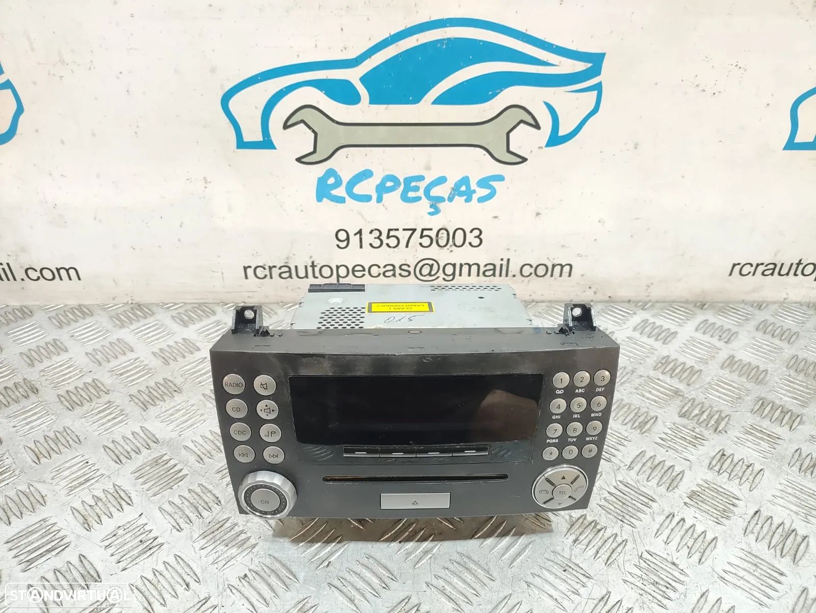 Auto radio Mercedes Benz SLK R171 - 1