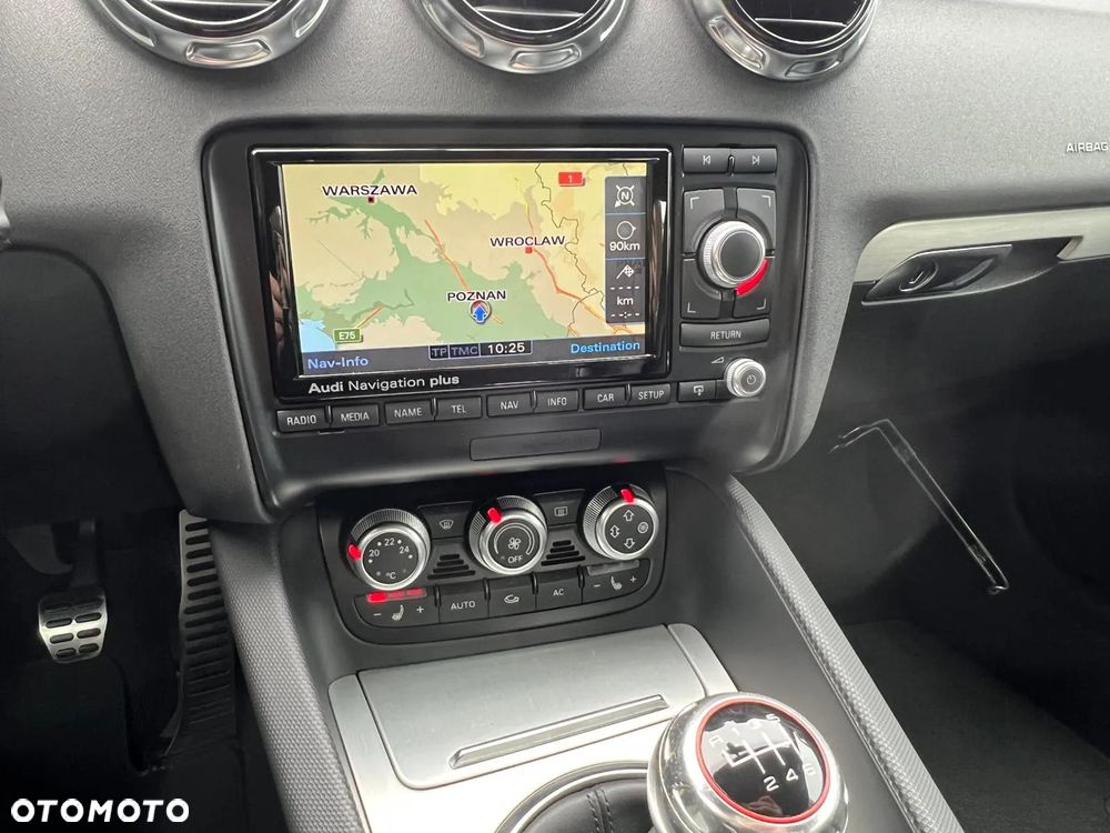 Audi TT Coupé 2.0 TDI quattro - 13