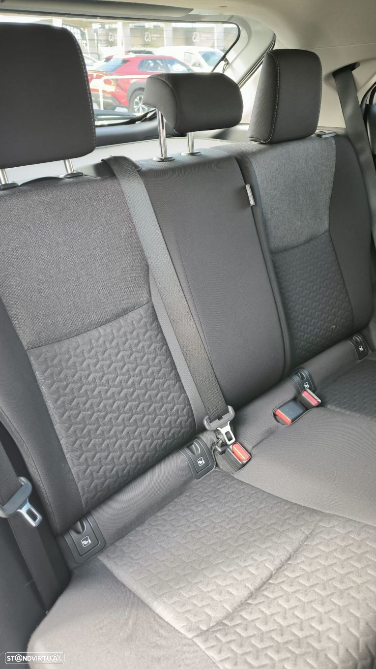 Toyota Yaris Cross - 10
