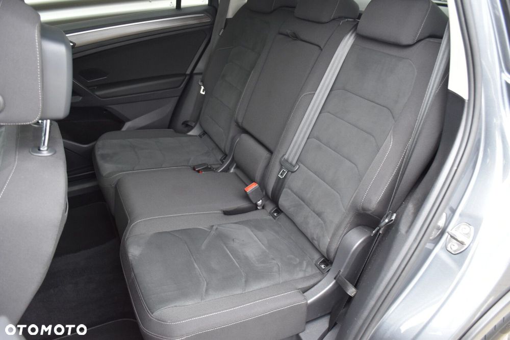 Volkswagen Tiguan Allspace - 36