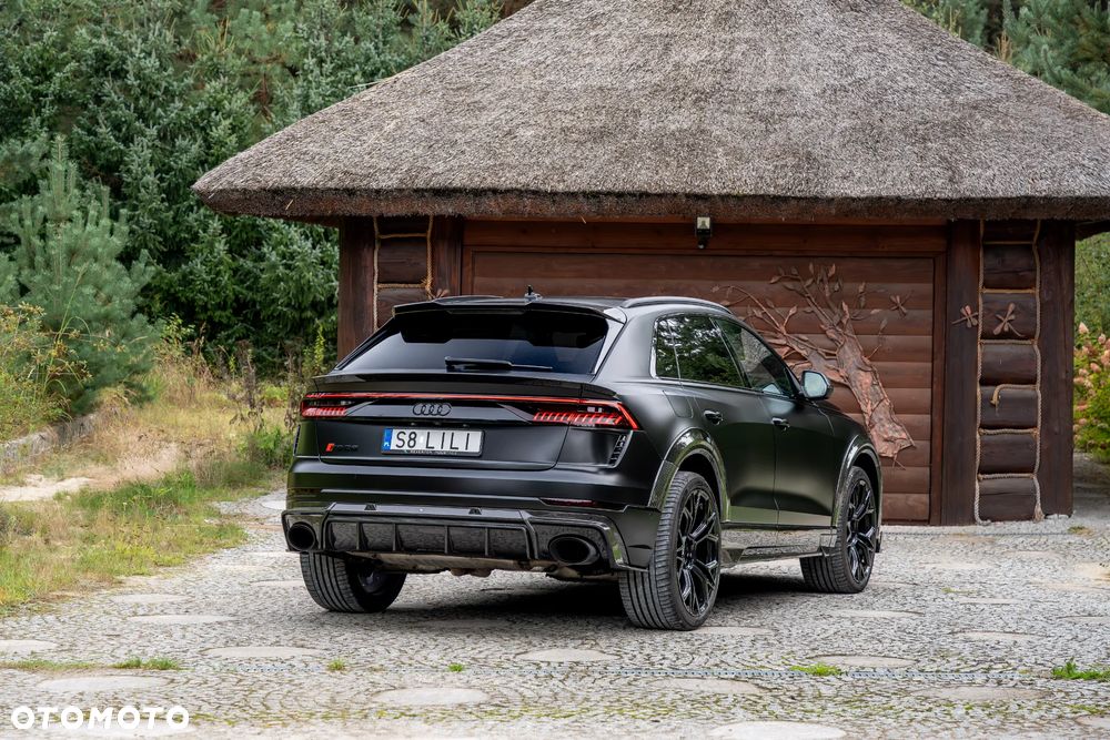 Audi RS Q8 - 5