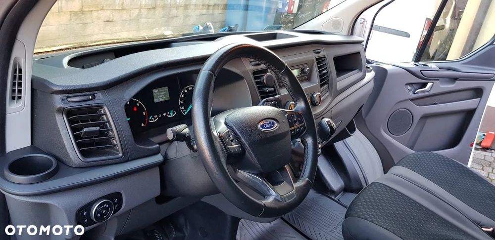 Ford Transit Custom - 12