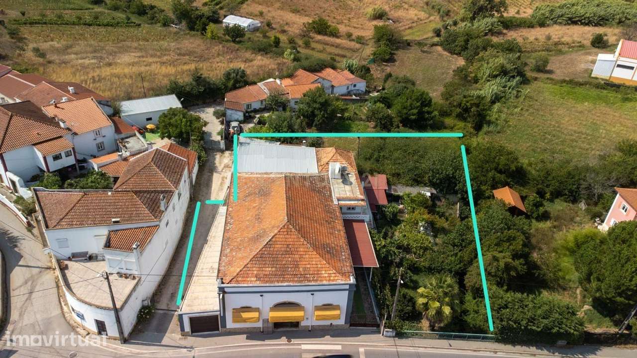 Oportunidade Única em Torres Vedras: Armazém com grande Potencial - Grande imagem: 2/26