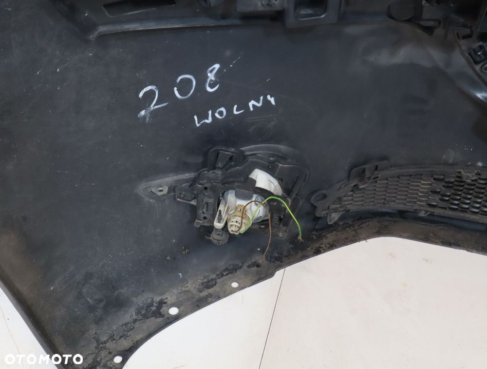 ZDERZAK PRZEDNI  PEUGEOT 208 I - 4