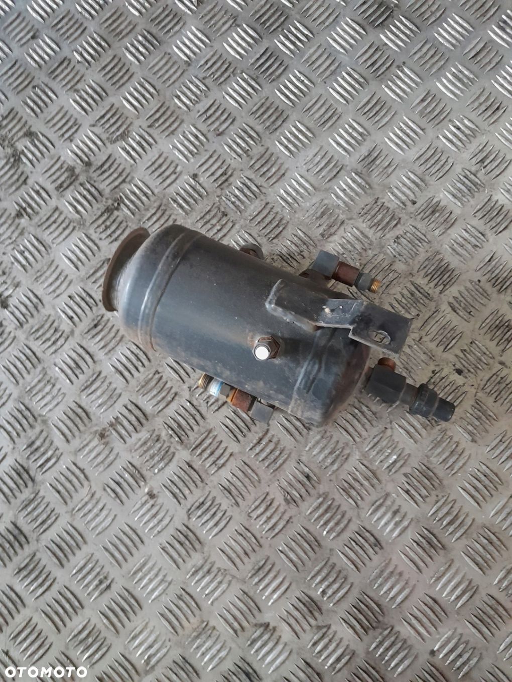 BUTLA ZBIORNIK GAZU FREONU AGREGATU CARRIER SUPRA 522 / 544 / 550 - 1