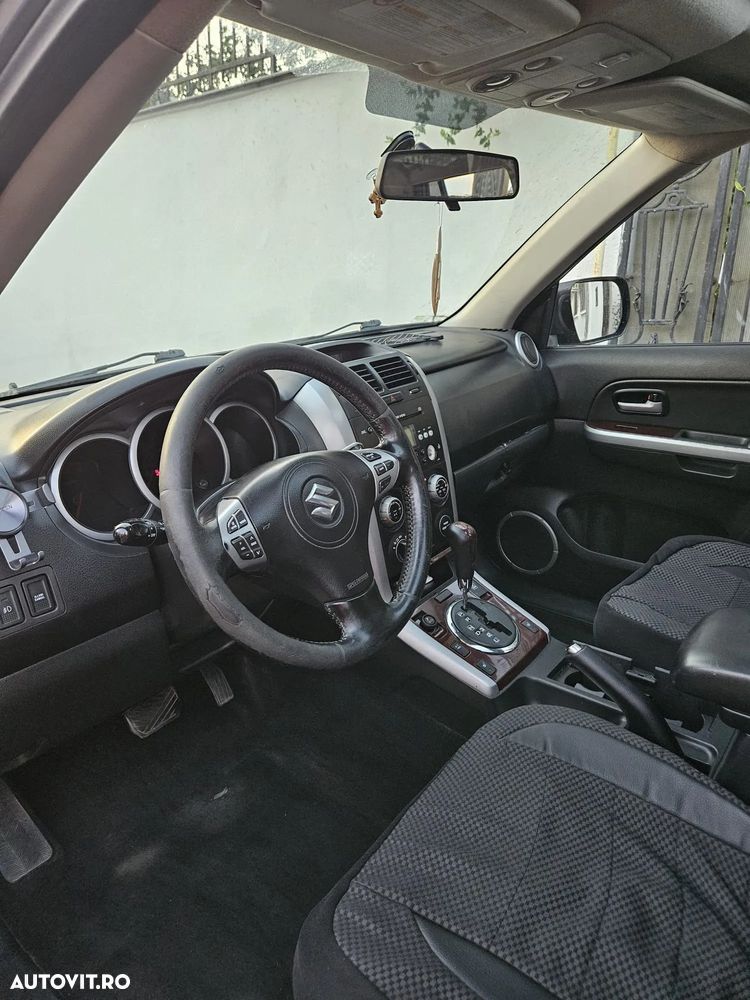 Suzuki Grand Vitara - 14