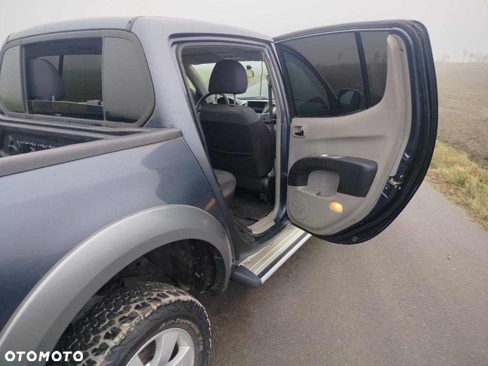 Mitsubishi L200 Pick Up 4x4 Inform Double Cab - 13