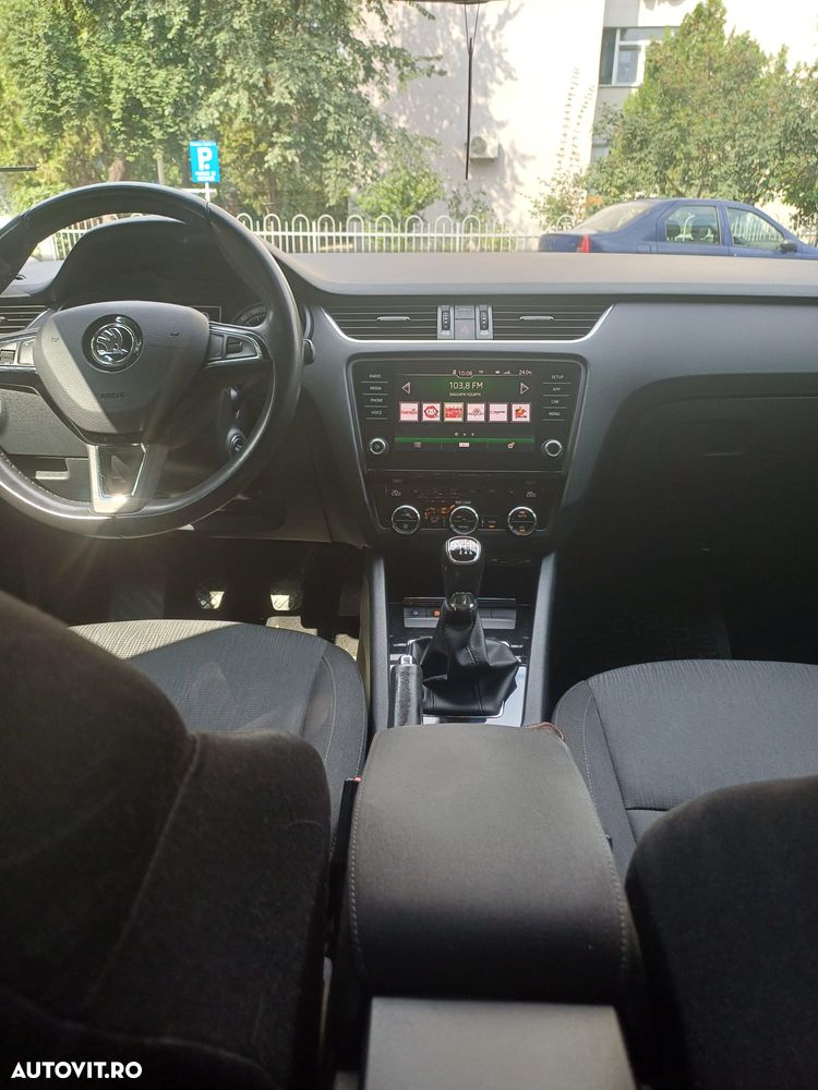 Skoda Octavia 2.0 TDI ELEGANCE - 5