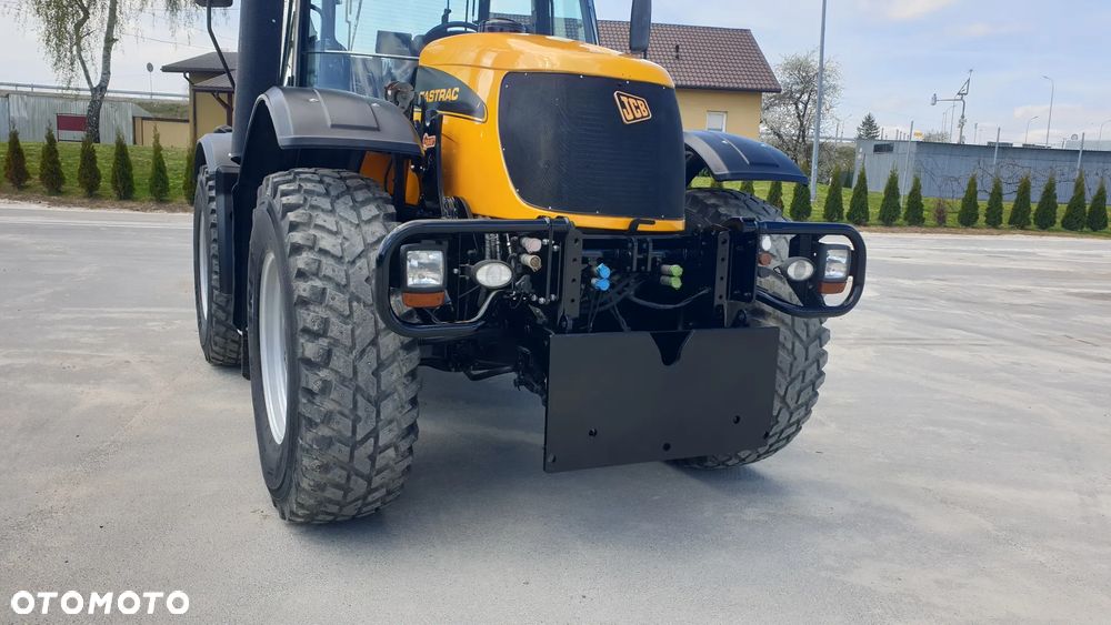 JCB FASTRAC 3220 PLUS - 13