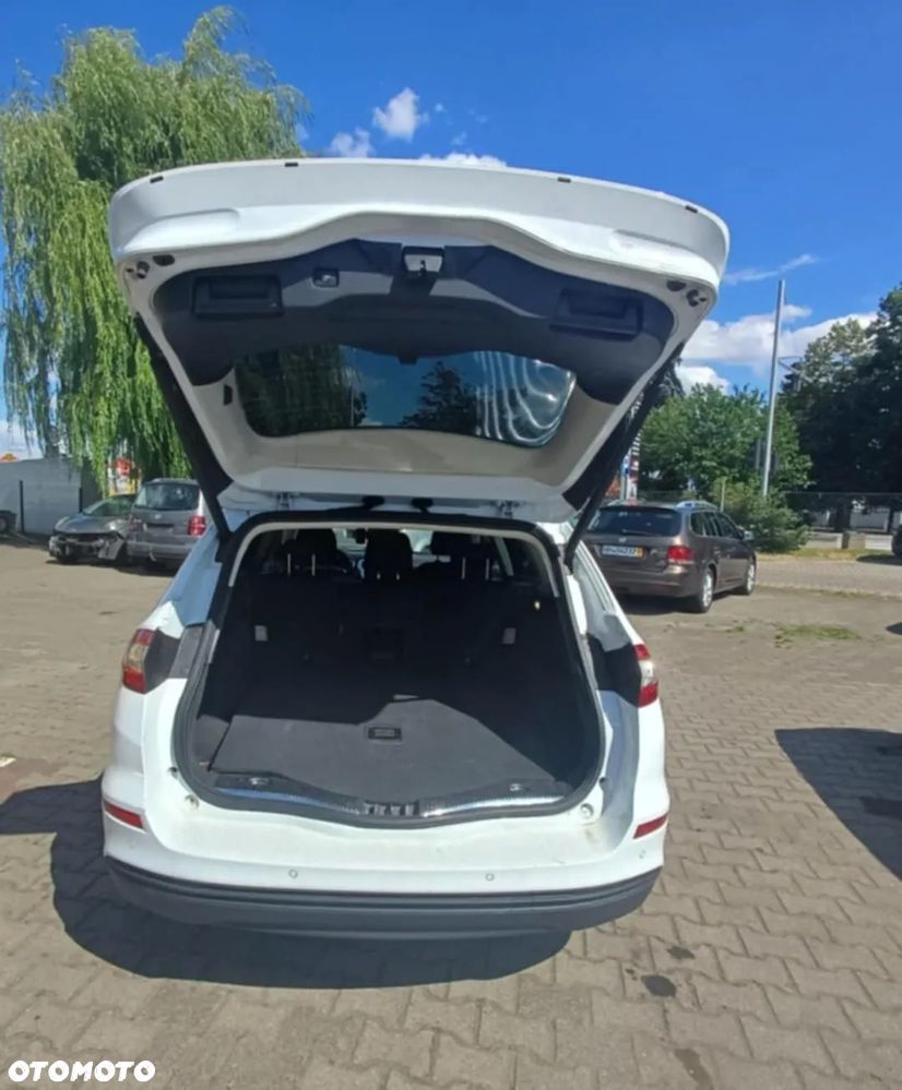 Ford Mondeo 2.0 TDCi ECOnetic Start-Stopp Business Edition - 11