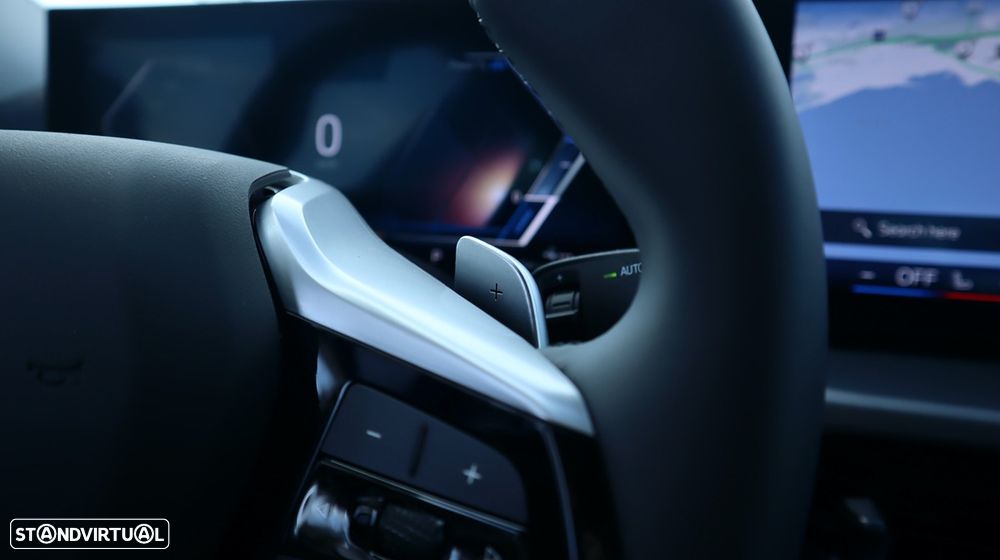 BMW 330 e Auto - 37