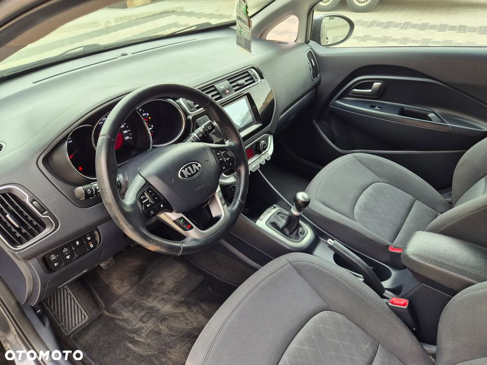 Kia Rio 1.2 Dream Team Edition - 6