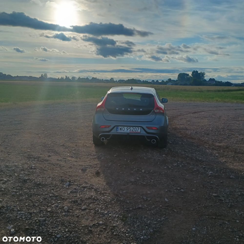 Volvo V40 D2 Drive-E R-Design Kinetic - 5