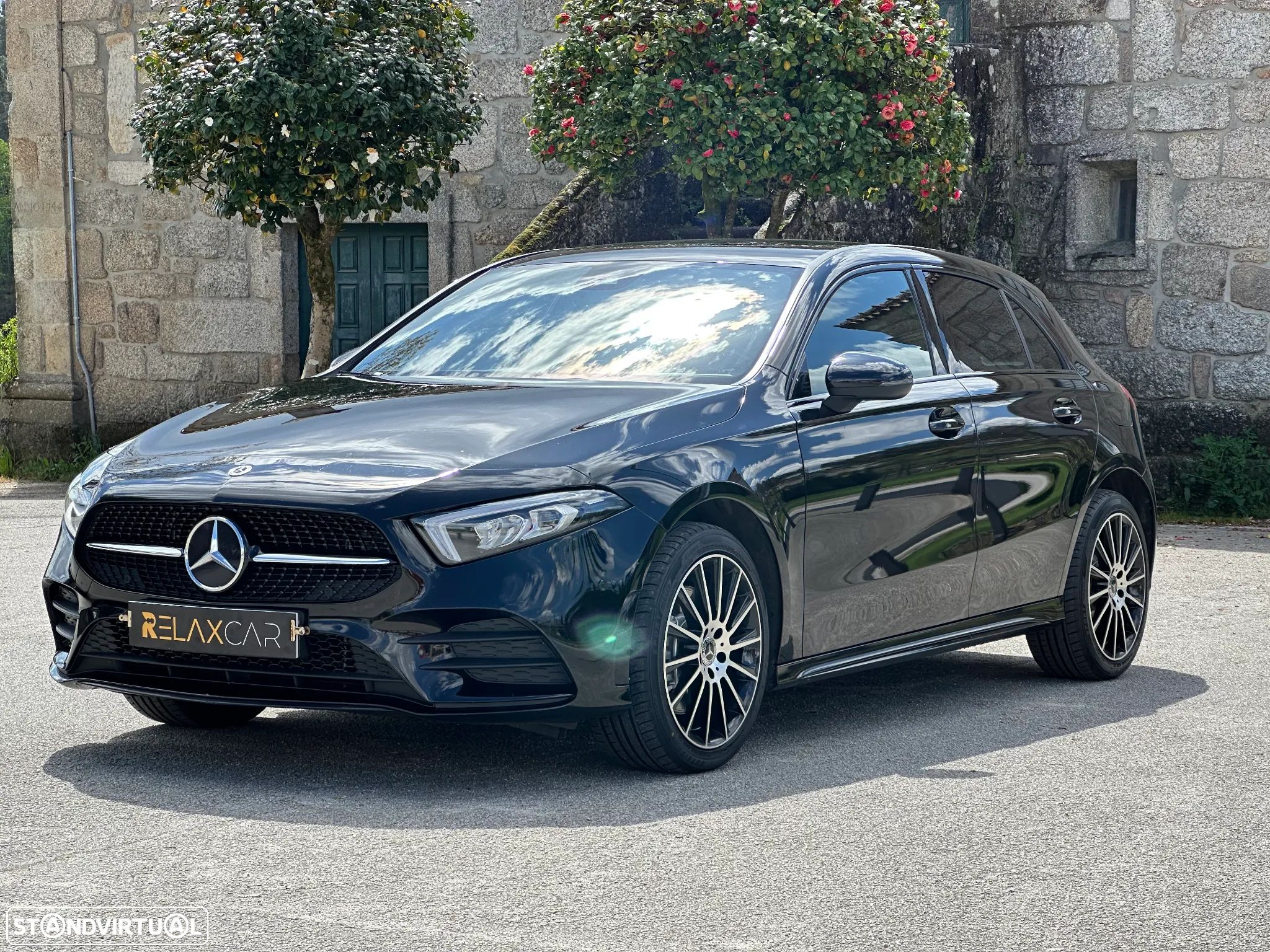 Mercedes-Benz A 250 e AMG Line - 1
