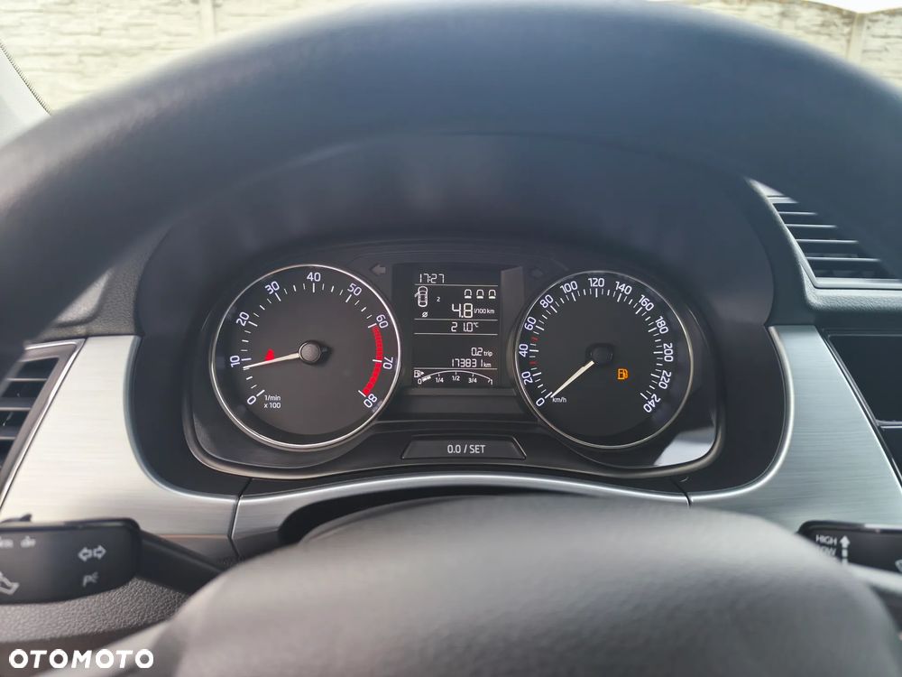 Skoda Fabia 1.0 MPI Ambition - 13