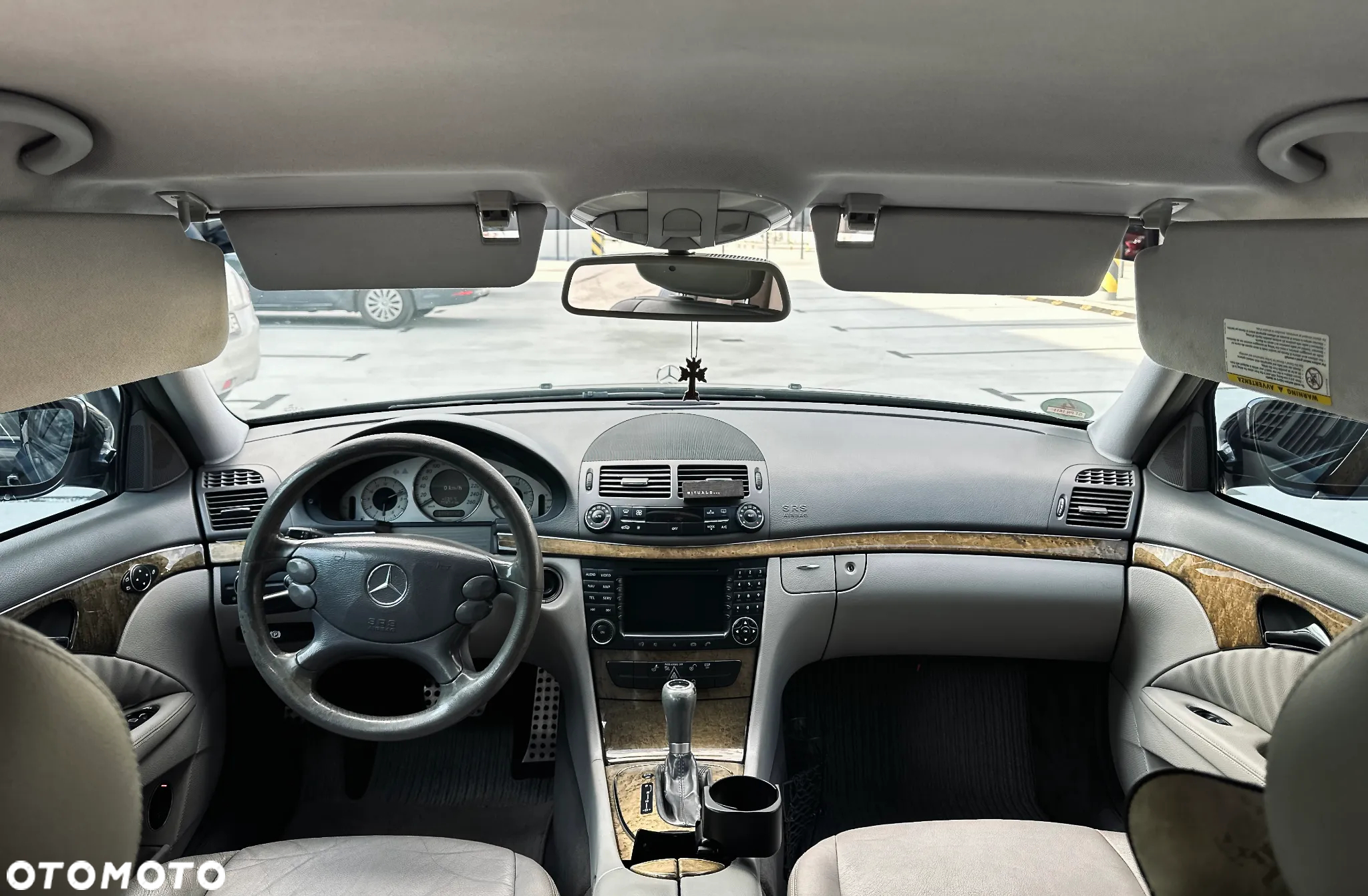 Mercedes-Benz Klasa E 220 CDI Avantgarde - 21