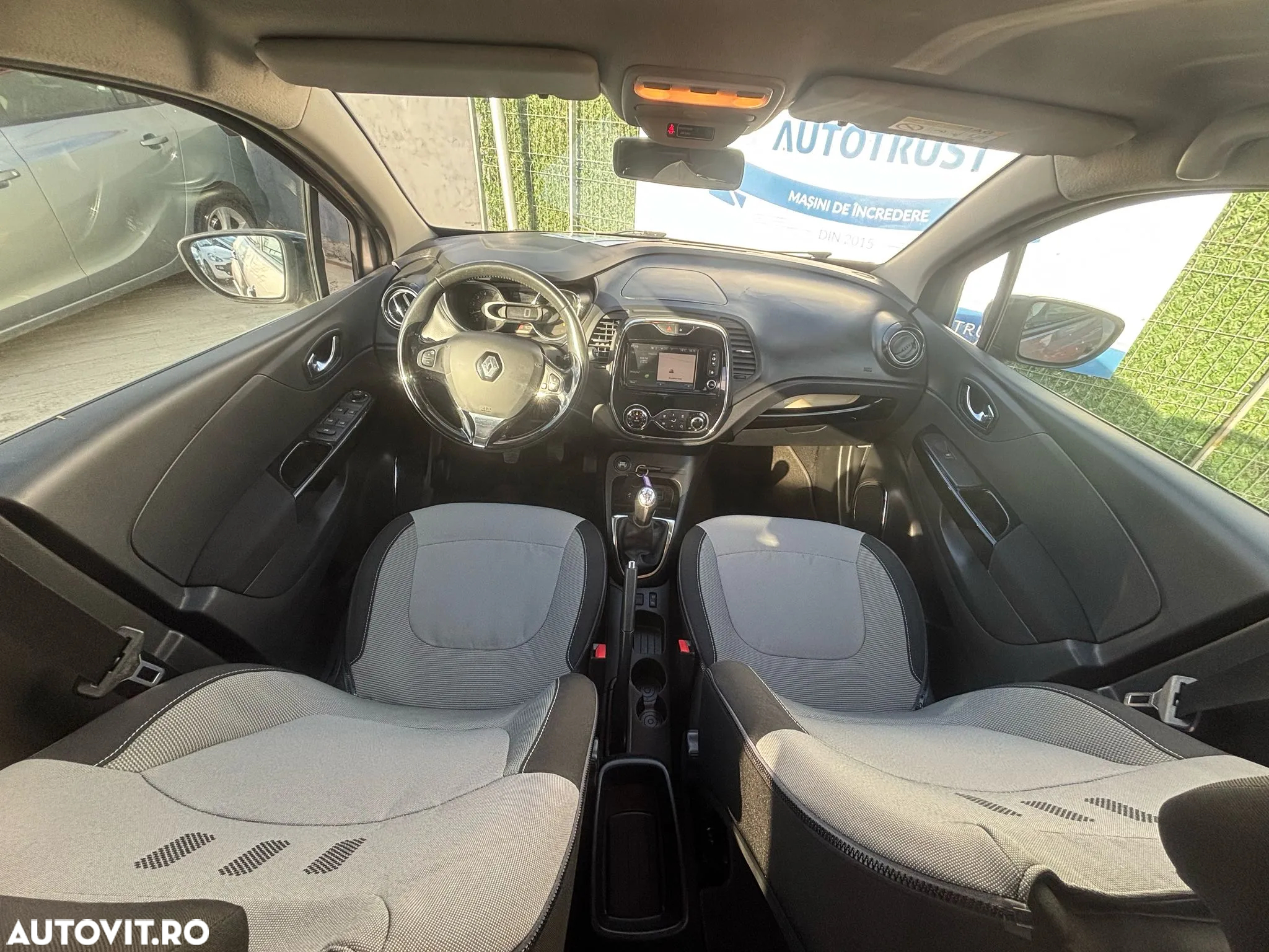 Renault Captur dCi Expression - 4
