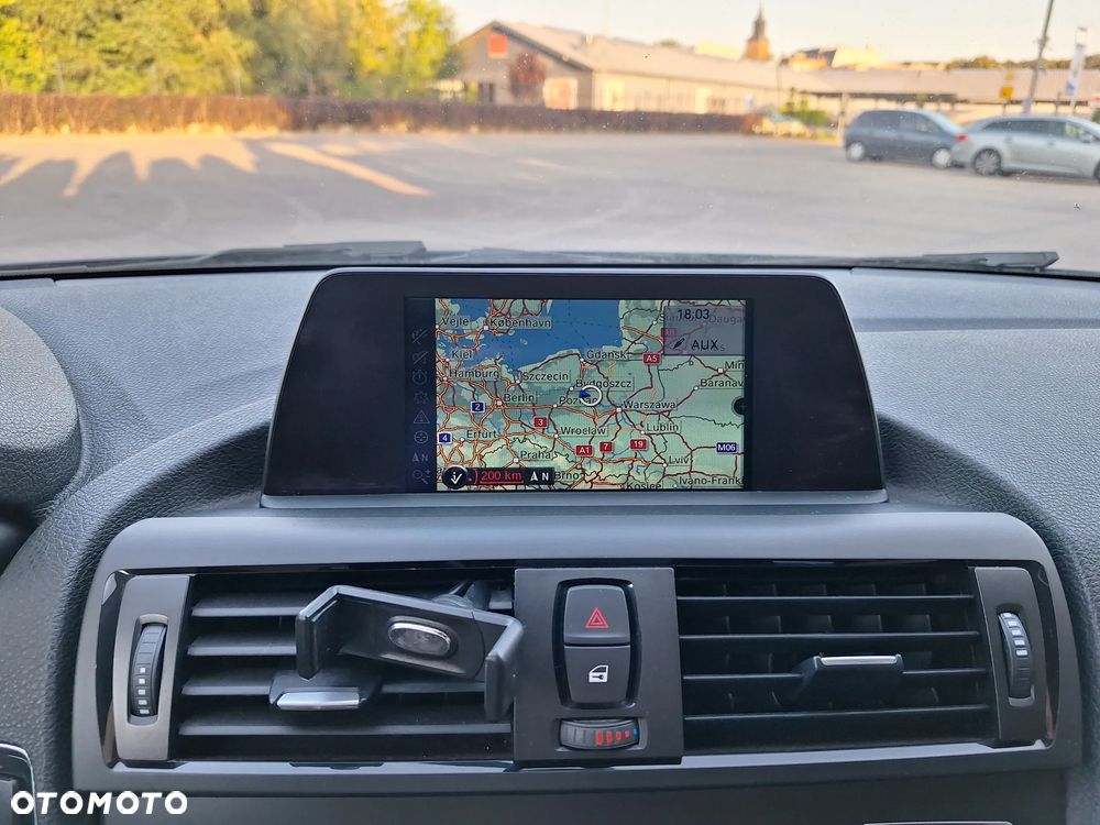BMW Seria 1 118d xDrive Sport Line - 15
