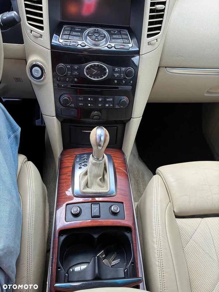 Infiniti QX70 3.0d S Premium - 11