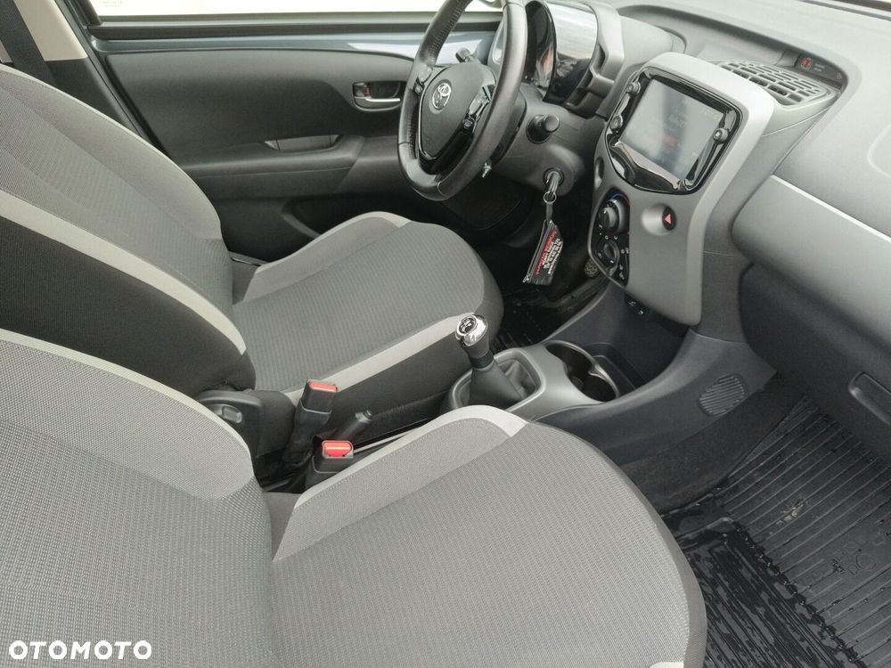 Toyota Aygo - 10