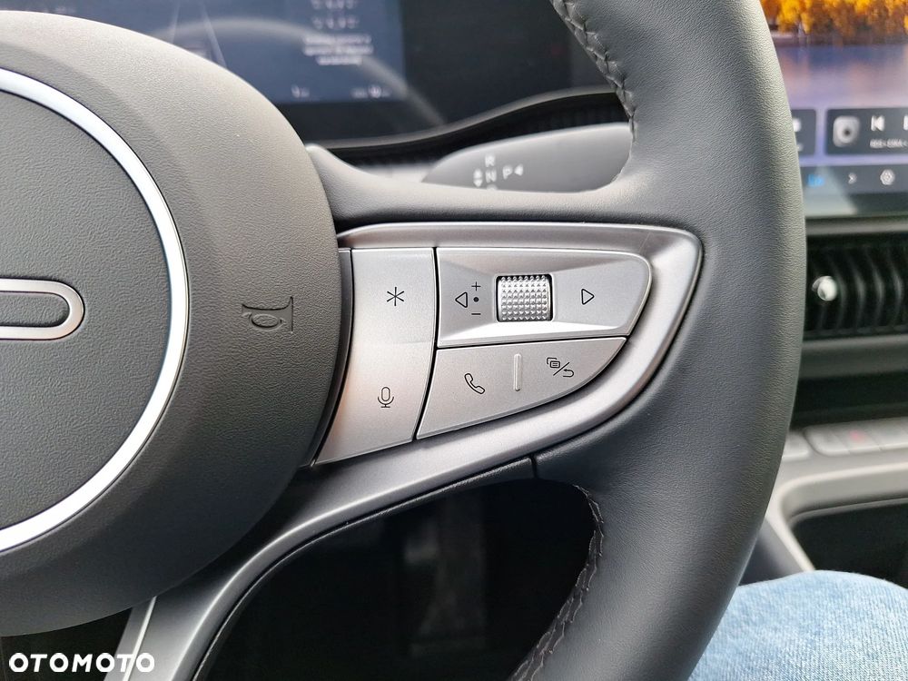 BYD Dolphin G Active E-CVT - 26